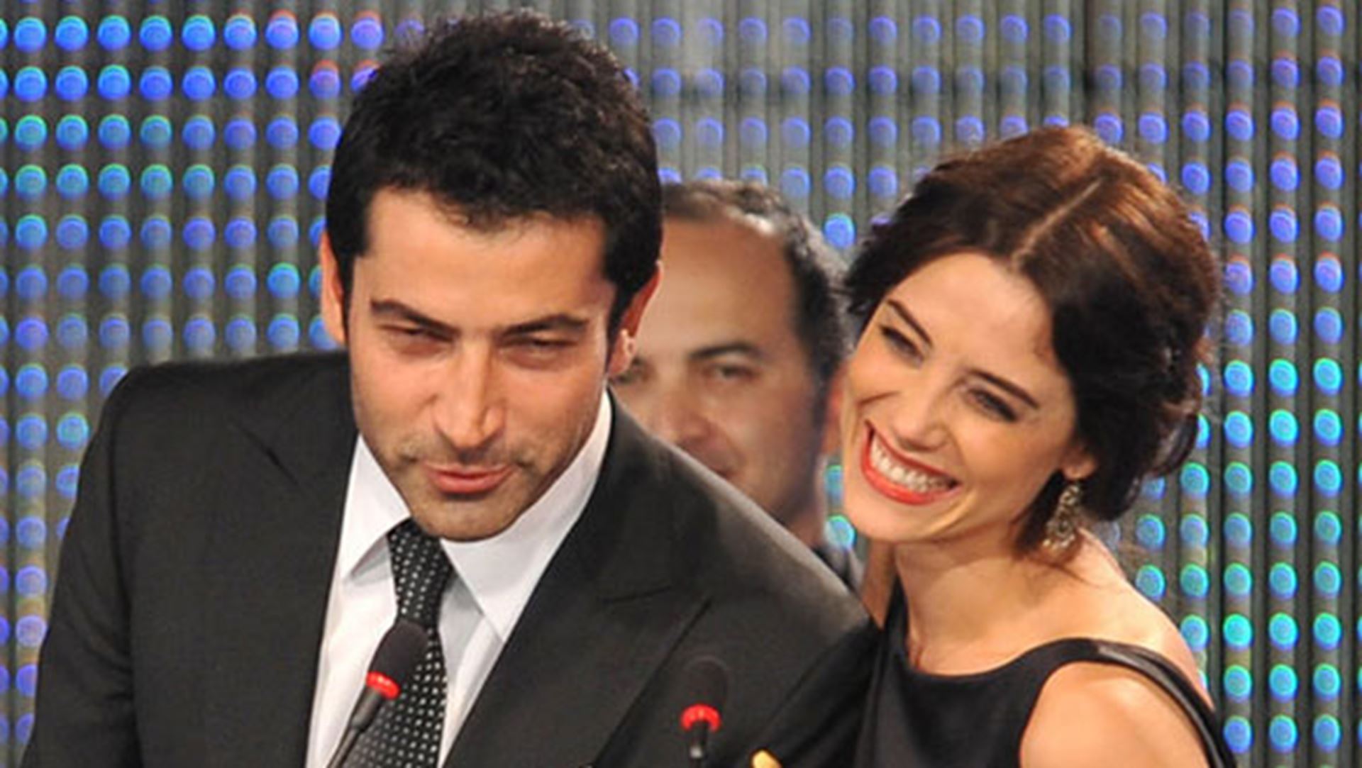 Cansu Dere, Kenan İmirzalıoğlu sorularına son noktayı koydu!