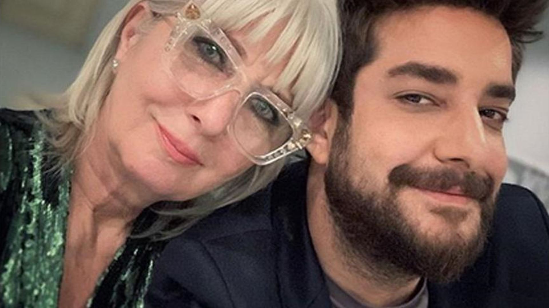 Enis Arıkan: Annem ağzımdaki dişleri sökerdi!