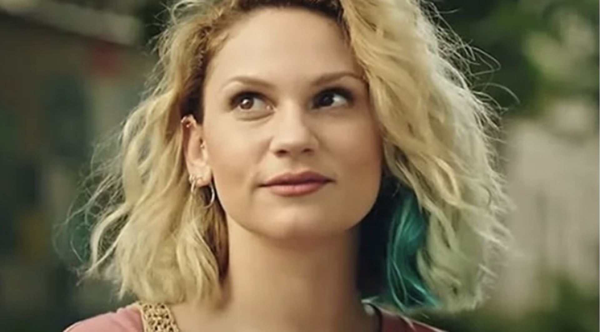 Farah Zeynep Abdullah Masumlar Apartmanı�ndan neden ayrıldı?