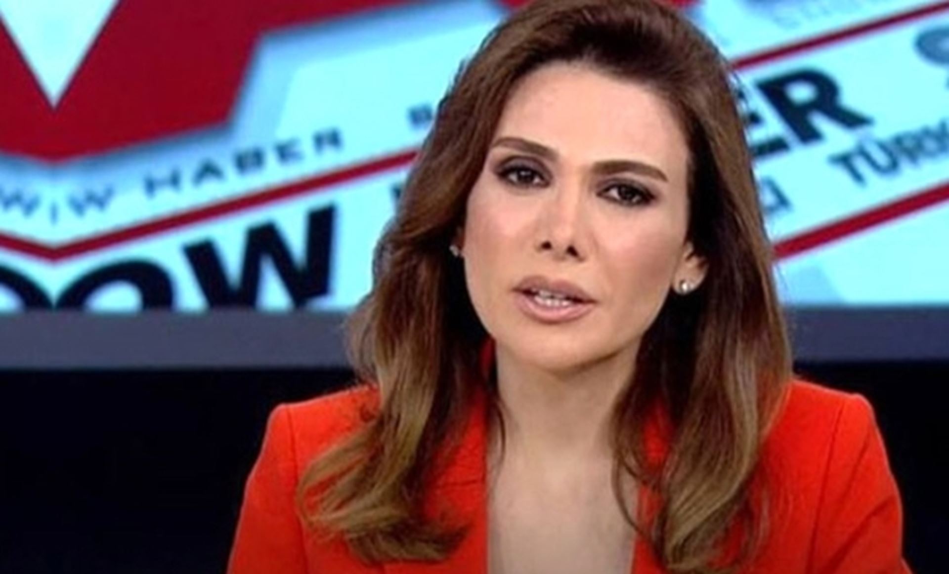 Jülide Ateş tatil için hangi aksesuarı aldı? 