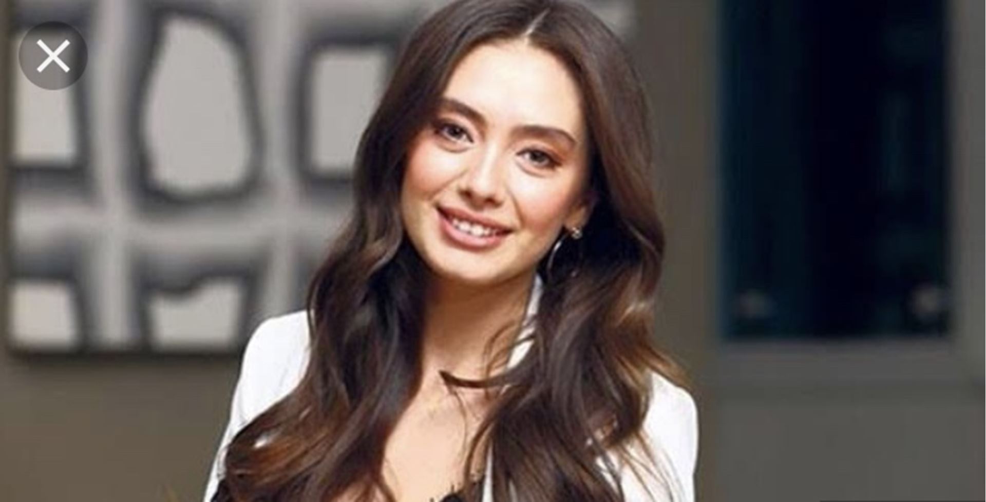 Neslihan Atagül�ün makyajsız hali sosyal medya gündeminde!