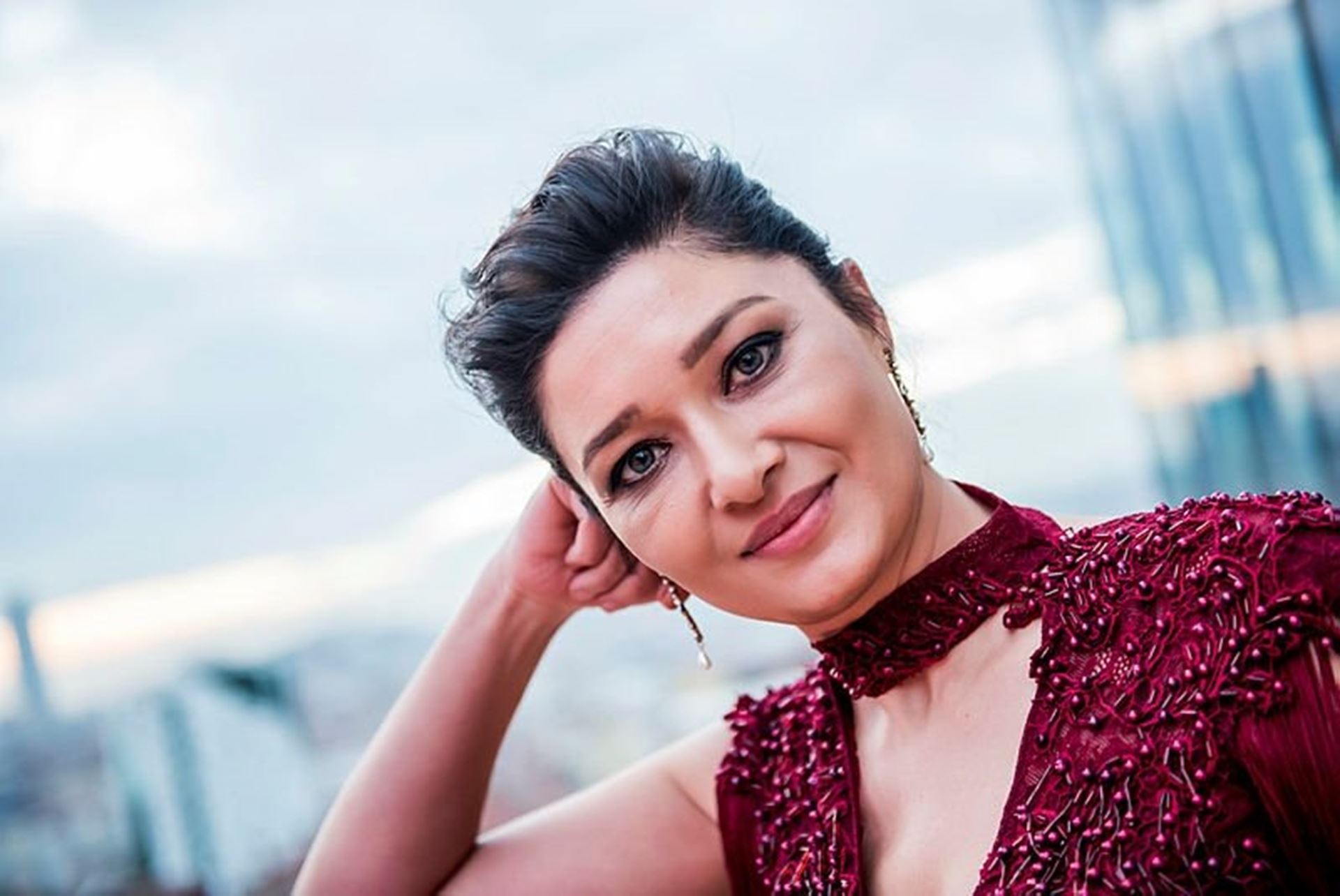 Nurgül Yeşilçay Atam ergenlere neden bir gün bahşetmedin?