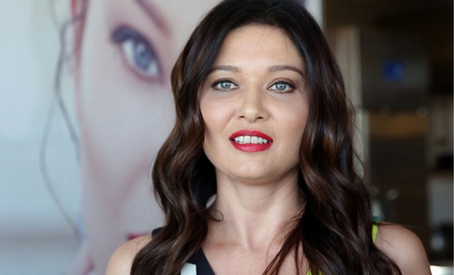 Nurgül Yeşilçay Hey yeni nesil siz bizi böyle şapşal filan