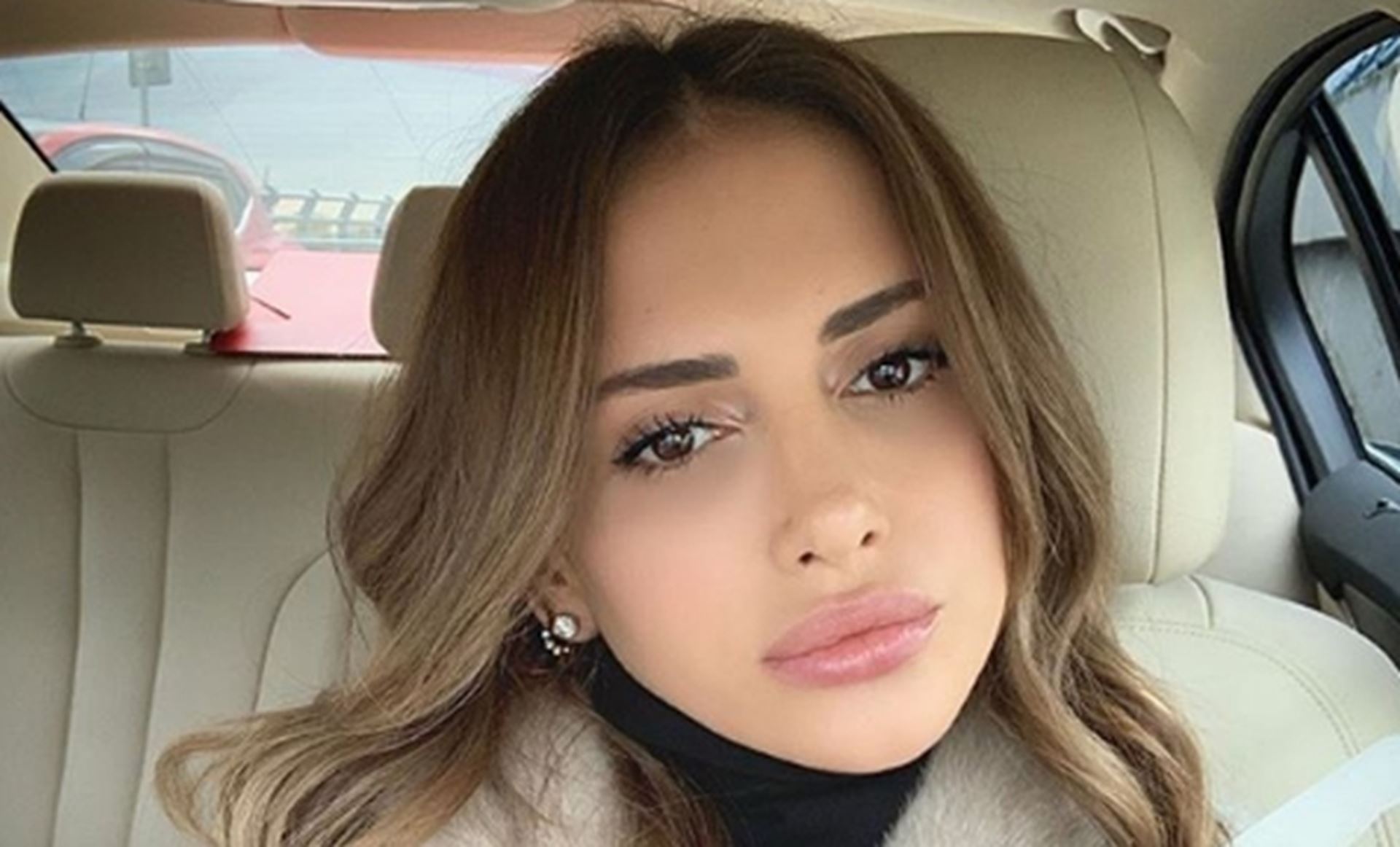 Şok! Emina Jahoviç neden çok kızdı?