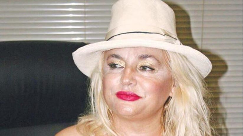 Banu Alkan hayatını beyaz perdeye taşıma kararı aldı!