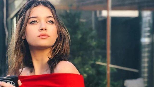 afra saraçoğlu